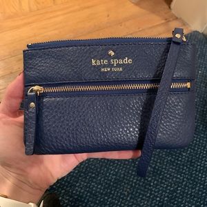 Kate spade wristlet clutch